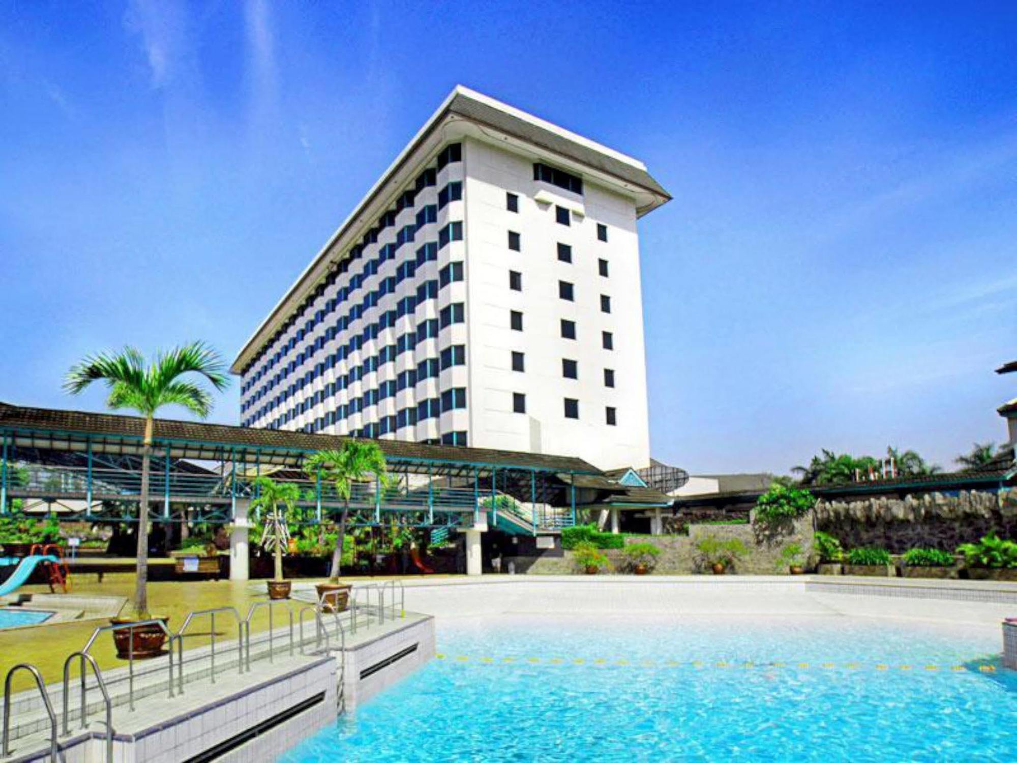 Horison Ultima Bandung Otel Dış mekan fotoğraf